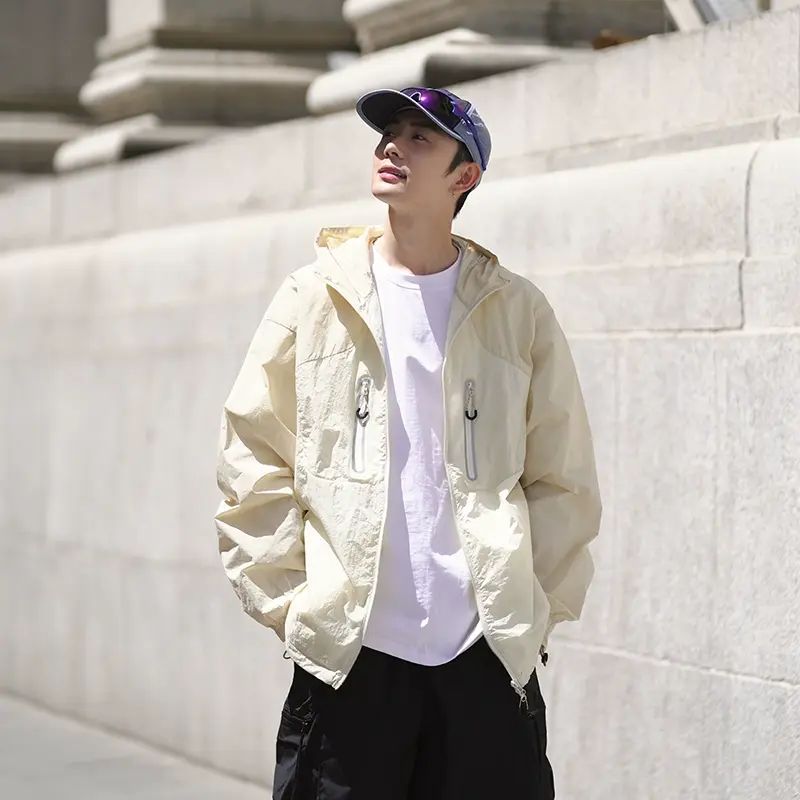 夏季男款神衣外套防晒衣户外通勤防风徒步透气连帽时尚男款外套