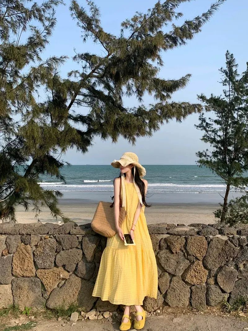 海邊度假黃色格紋背心連身裙沙灘裙女夏季減齡寬鬆休閒A字裙長裙-黃色連衣裙 S