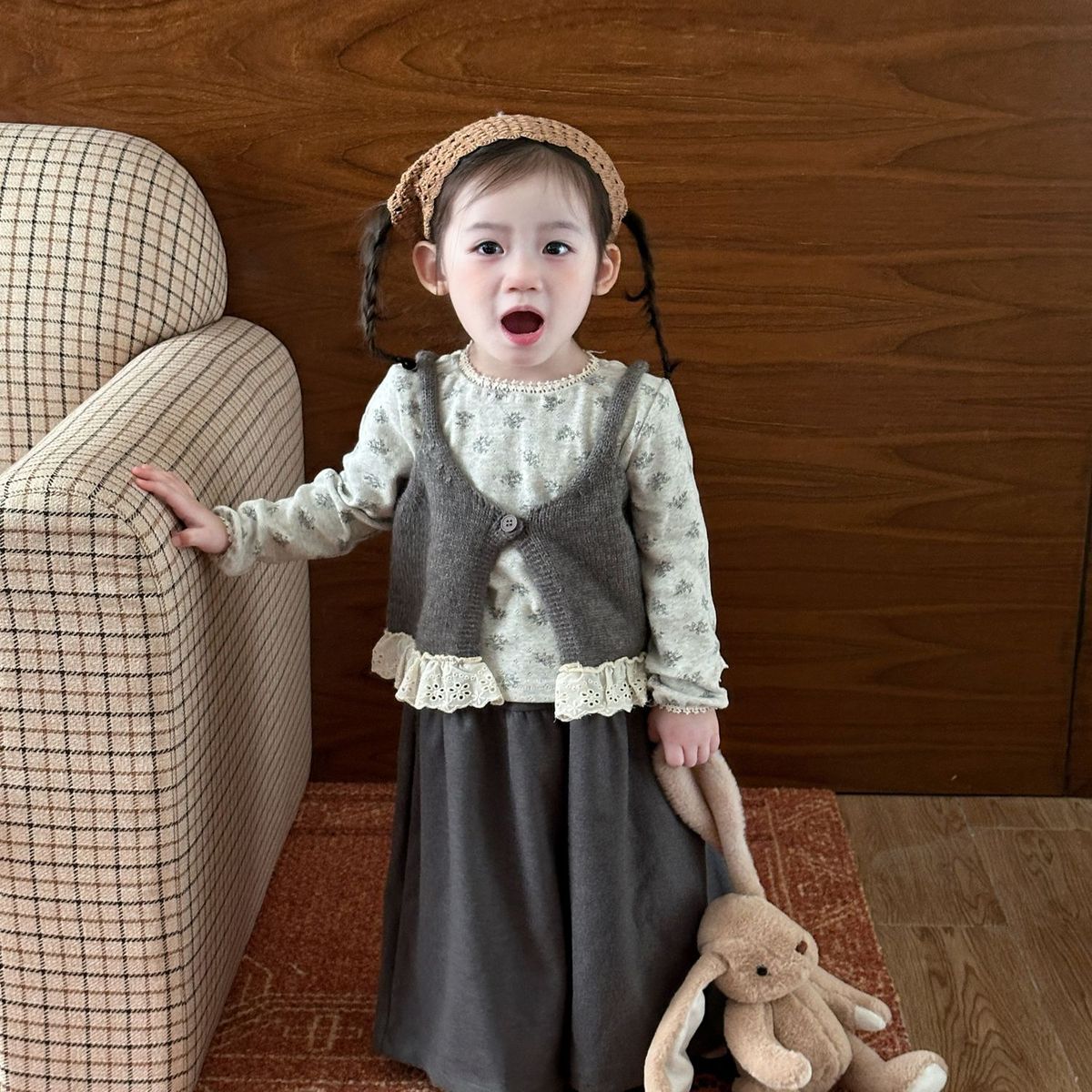 2026童裝女童馬甲套裝秋季新款洋氣韓版時髦兒童娃娃衫三件套