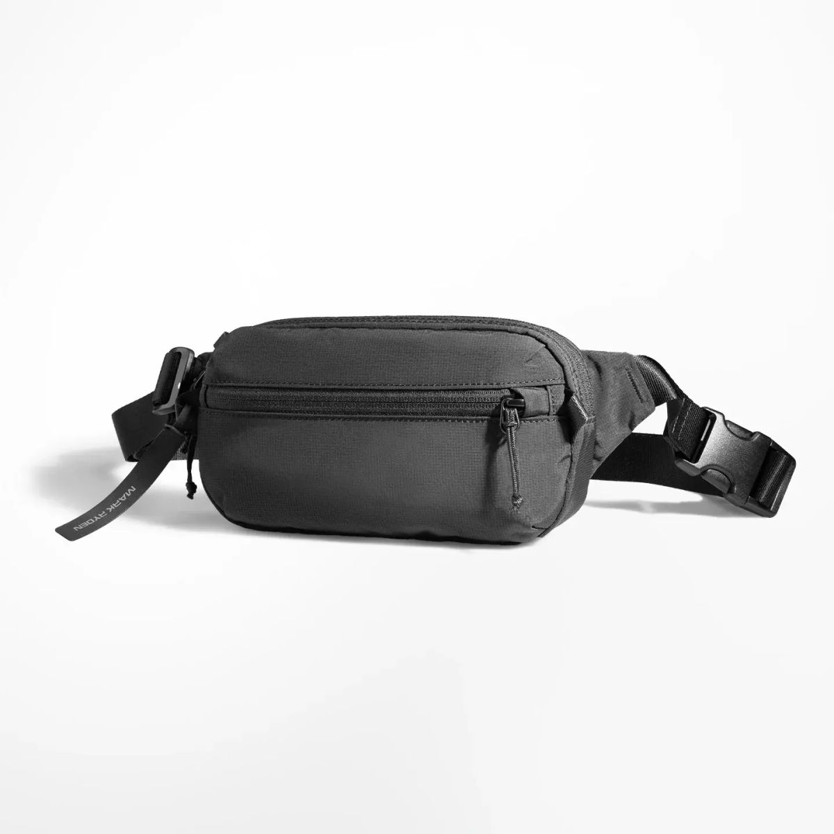 European and American trendy shoulder bag, casual and fashionable, water-resistant chest bag